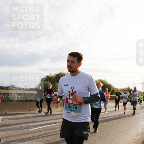 03.10.2024 - Köhlbrandbrückenlauf Miley Keyser http://msf.ph/oto/7158079 03.10.2024 09:20:27 Position 3 3076, 2399 meine-sportfotos.de