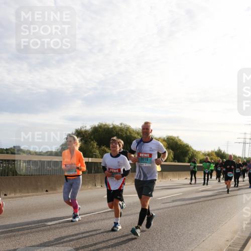 03.10.2024 - Köhlbrandbrückenlauf Miley Keyser http://msf.ph/oto/7158085 03.10.2024 09:20:30 Position 3 502, 2019 meine-sportfotos.de