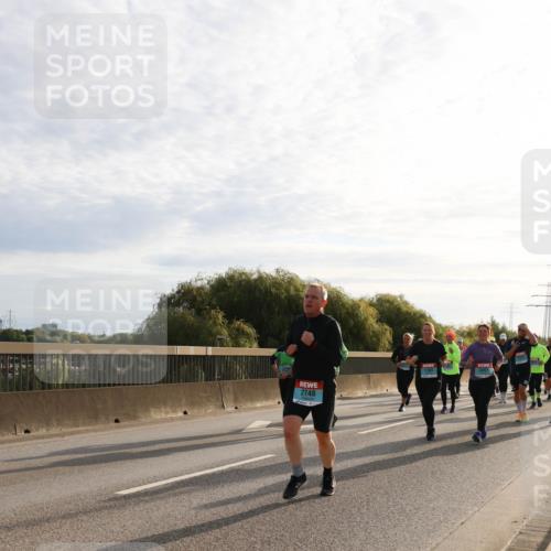 03.10.2024 - Köhlbrandbrückenlauf Miley Keyser http://msf.ph/oto/7158094 03.10.2024 09:20:34 Position 3 2748, 1765, 3491 meine-sportfotos.de