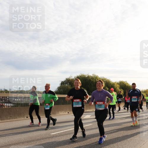 03.10.2024 - Köhlbrandbrückenlauf Miley Keyser http://msf.ph/oto/7158101 03.10.2024 09:20:36 Position 3 1765, 2424, 226, 3491 meine-sportfotos.de
