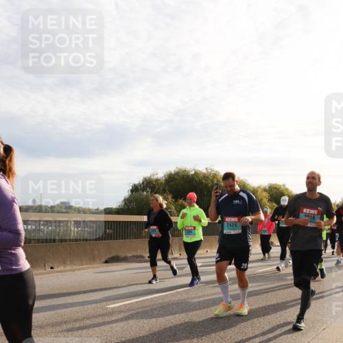 03.10.2024 - Köhlbrandbrückenlauf Miley Keyser http://msf.ph/oto/7158104 03.10.2024 09:20:37 Position 3 2505, 2016, 2424, 29 meine-sportfotos.de