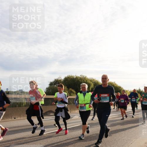 03.10.2024 - Köhlbrandbrückenlauf Miley Keyser http://msf.ph/oto/7158129 03.10.2024 09:20:42 Position 3 3057, 30, 3043, 3405, 3239 meine-sportfotos.de