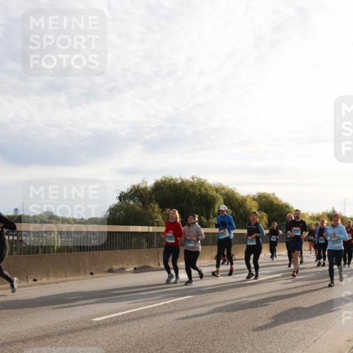 03.10.2024 - Köhlbrandbrückenlauf Miley Keyser http://msf.ph/oto/7158174 03.10.2024 09:20:54 Position 3 3714 meine-sportfotos.de