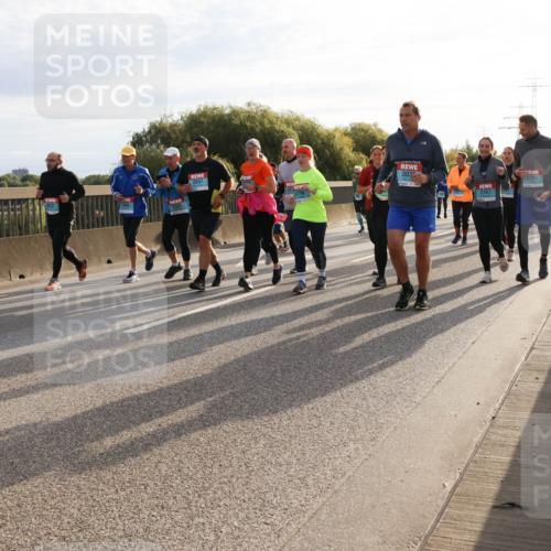 03.10.2024 - Köhlbrandbrückenlauf Miley Keyser http://msf.ph/oto/7158240 03.10.2024 09:21:12 Position 3 2637, 303, 2197 meine-sportfotos.de