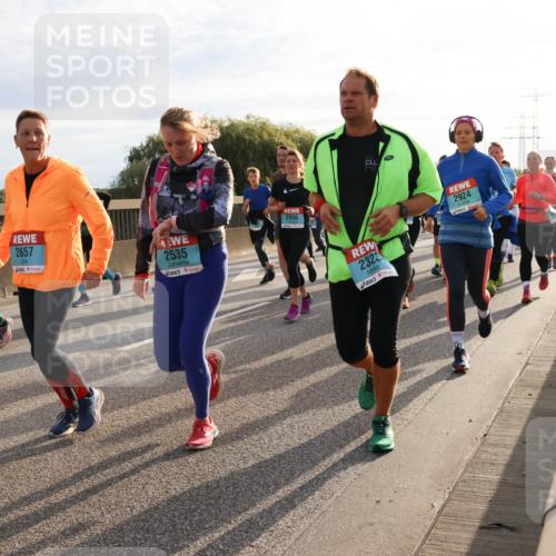 03.10.2024 - Köhlbrandbrückenlauf Miley Keyser http://msf.ph/oto/7158256 03.10.2024 09:21:17 Position 3 2657, 2535, 2850, 2323, 2924 meine-sportfotos.de