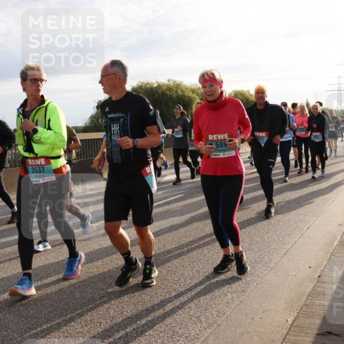 03.10.2024 - Köhlbrandbrückenlauf Miley Keyser http://msf.ph/oto/7158290 03.10.2024 09:21:25 Position 3 3170, 3537, 2275, 589, 277, 2911 meine-sportfotos.de