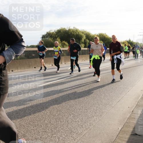 03.10.2024 - Köhlbrandbrückenlauf Miley Keyser http://msf.ph/oto/7158370 03.10.2024 09:21:50 Position 3 51, 1861 meine-sportfotos.de
