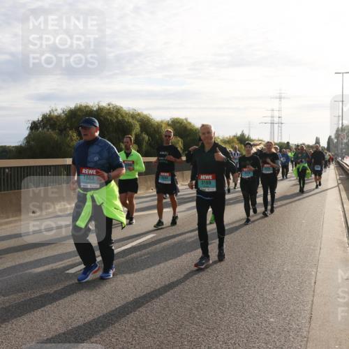 03.10.2024 - Köhlbrandbrückenlauf Miley Keyser http://msf.ph/oto/7158382 03.10.2024 09:21:57 Position 3 1663, 2444, 3169, 3478 meine-sportfotos.de