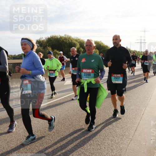 03.10.2024 - Köhlbrandbrückenlauf Miley Keyser http://msf.ph/oto/7158397 03.10.2024 09:22:03 Position 3 3376, 3377, 3675, 2778, 3398, 2922 meine-sportfotos.de