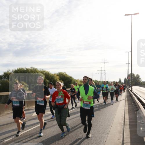 03.10.2024 - Köhlbrandbrückenlauf Miley Keyser http://msf.ph/oto/7158405 03.10.2024 09:22:08 Position 3 1815, 2170, 3633, 1726 meine-sportfotos.de
