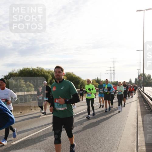03.10.2024 - Köhlbrandbrückenlauf Miley Keyser http://msf.ph/oto/7158411 03.10.2024 09:22:10 Position 3 3209, 2937 meine-sportfotos.de
