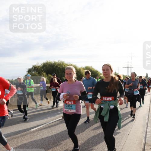 03.10.2024 - Köhlbrandbrückenlauf Miley Keyser http://msf.ph/oto/7158452 03.10.2024 09:22:25 Position 3 2161, 3157, 1952, 25, 27, 1953, 3070 meine-sportfotos.de