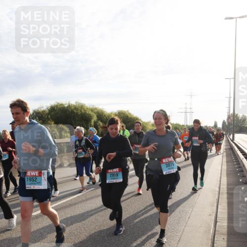 03.10.2024 - Köhlbrandbrückenlauf Miley Keyser http://msf.ph/oto/7158456 03.10.2024 09:22:27 Position 3 1952, 2959, 3070, 3150 meine-sportfotos.de