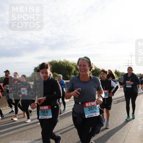 03.10.2024 - Köhlbrandbrückenlauf Miley Keyser http://msf.ph/oto/7158459 03.10.2024 09:22:27 Position 3 2662, 2959, 3070, 53, 315 meine-sportfotos.de