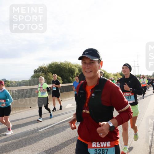 03.10.2024 - Köhlbrandbrückenlauf Miley Keyser http://msf.ph/oto/7158484 03.10.2024 09:22:35 Position 3 2168, 3298, 2181, 3287, 3268 meine-sportfotos.de