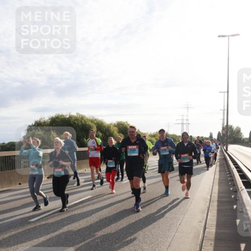 03.10.2024 - Köhlbrandbrückenlauf Miley Keyser http://msf.ph/oto/7158510 03.10.2024 09:22:44 Position 3 3211, 2729, 2589, 3108, 3034 meine-sportfotos.de