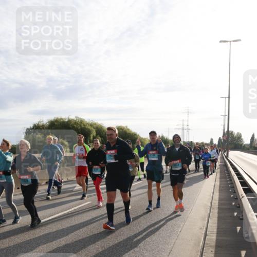 03.10.2024 - Köhlbrandbrückenlauf Miley Keyser http://msf.ph/oto/7158512 03.10.2024 09:22:45 Position 3 05, 2729, 3211, 258, 3108, 3034 meine-sportfotos.de