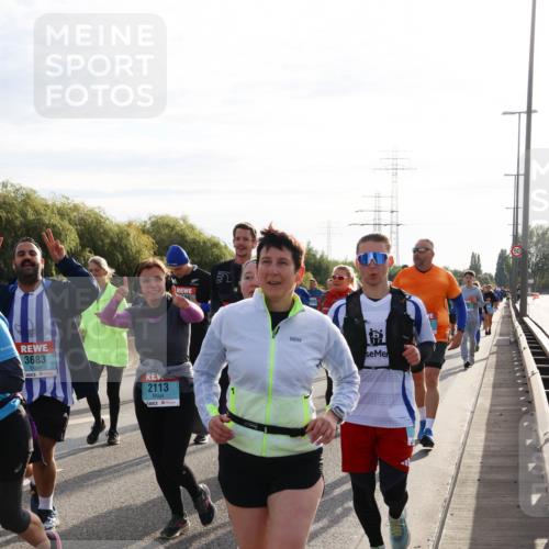 03.10.2024 - Köhlbrandbrückenlauf Miley Keyser http://msf.ph/oto/7158530 03.10.2024 09:22:51 Position 3 3683, 2113 meine-sportfotos.de