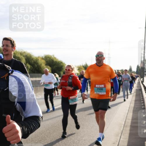 03.10.2024 - Köhlbrandbrückenlauf Miley Keyser http://msf.ph/oto/7158534 03.10.2024 09:22:52 Position 3 17, 10, 3226, 2996 meine-sportfotos.de