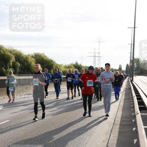 03.10.2024 - Köhlbrandbrückenlauf Miley Keyser http://msf.ph/oto/7158540 03.10.2024 09:22:55 Position 3 3241, 3582 meine-sportfotos.de