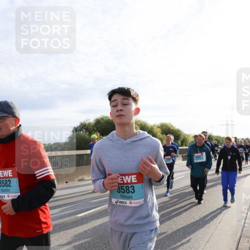 03.10.2024 - Köhlbrandbrückenlauf Miley Keyser http://msf.ph/oto/7158550 03.10.2024 09:22:58 Position 3 3582, 3583, 3456, 3094 meine-sportfotos.de