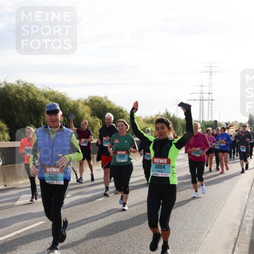 03.10.2024 - Köhlbrandbrückenlauf Miley Keyser http://msf.ph/oto/7158596 03.10.2024 09:23:15 Position 3 3435, 2296, 2950, 3064 meine-sportfotos.de