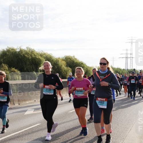 03.10.2024 - Köhlbrandbrückenlauf Miley Keyser http://msf.ph/oto/7158619 03.10.2024 09:23:21 Position 3 3550, 3191, 3145, 281, 3083 meine-sportfotos.de