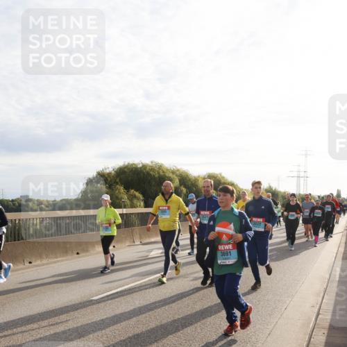 03.10.2024 - Köhlbrandbrückenlauf Miley Keyser http://msf.ph/oto/7158705 03.10.2024 09:23:42 Position 3 2495, 3522, 3691 meine-sportfotos.de