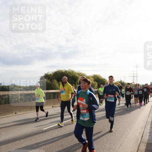 03.10.2024 - Köhlbrandbrückenlauf Miley Keyser http://msf.ph/oto/7158707 03.10.2024 09:23:43 Position 3 2495, 3691, 3522 meine-sportfotos.de