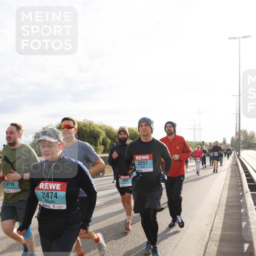 03.10.2024 - Köhlbrandbrückenlauf Miley Keyser http://msf.ph/oto/7158729 03.10.2024 09:23:48 Position 3 3115, 2474, 2954, 3257 meine-sportfotos.de