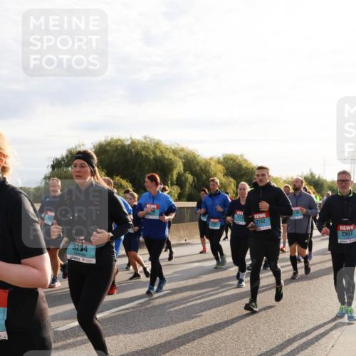 03.10.2024 - Köhlbrandbrückenlauf Miley Keyser http://msf.ph/oto/7158771 03.10.2024 09:24:04 Position 3 3254, 0, 148, 314, 2192, 3701, 2907 meine-sportfotos.de