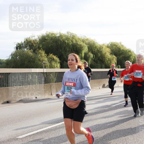 03.10.2024 - Köhlbrandbrückenlauf Miley Keyser http://msf.ph/oto/7158822 03.10.2024 09:24:24 Position 3 3535, 333, 3270 meine-sportfotos.de