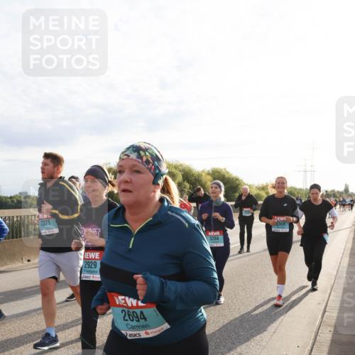 03.10.2024 - Köhlbrandbrückenlauf Miley Keyser http://msf.ph/oto/7158844 03.10.2024 09:24:31 Position 3 2371, 2929, 2694, 3204, 3369 meine-sportfotos.de