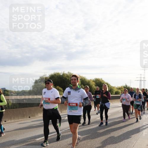 03.10.2024 - Köhlbrandbrückenlauf Miley Keyser http://msf.ph/oto/7164088 03.10.2024 09:25:06 Position 3 33, 3311, 3103 meine-sportfotos.de