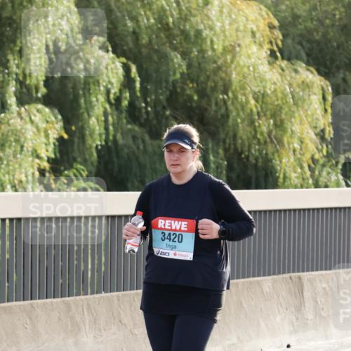 03.10.2024 - Köhlbrandbrückenlauf Miley Keyser http://msf.ph/oto/7164219 03.10.2024 09:25:24 Position 3 3420 meine-sportfotos.de