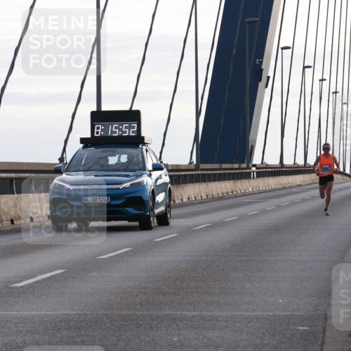 03.10.2024 - Köhlbrandbrückenlauf Matties Gatica Varas http://msf.ph/oto/7164281 03.10.2024 09:15:36 Position 2 8, 15, 52, 124 meine-sportfotos.de
