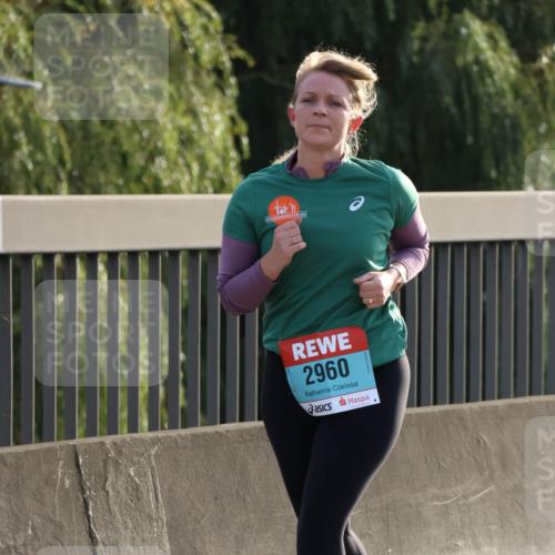 03.10.2024 - Köhlbrandbrückenlauf Miley Keyser http://msf.ph/oto/7164374 03.10.2024 09:25:55 Position 3 2960 meine-sportfotos.de