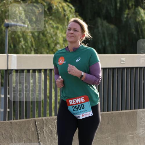 03.10.2024 - Köhlbrandbrückenlauf Miley Keyser http://msf.ph/oto/7164379 03.10.2024 09:25:55 Position 3 2960 meine-sportfotos.de