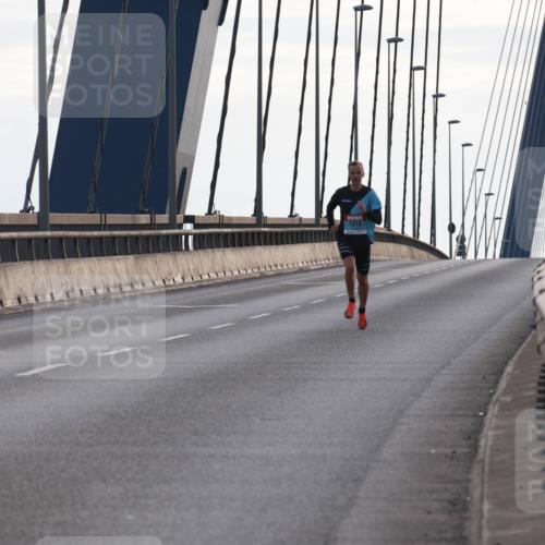 03.10.2024 - Köhlbrandbrückenlauf Matties Gatica Varas http://msf.ph/oto/7164437 03.10.2024 09:16:31 Position 2 1010 meine-sportfotos.de