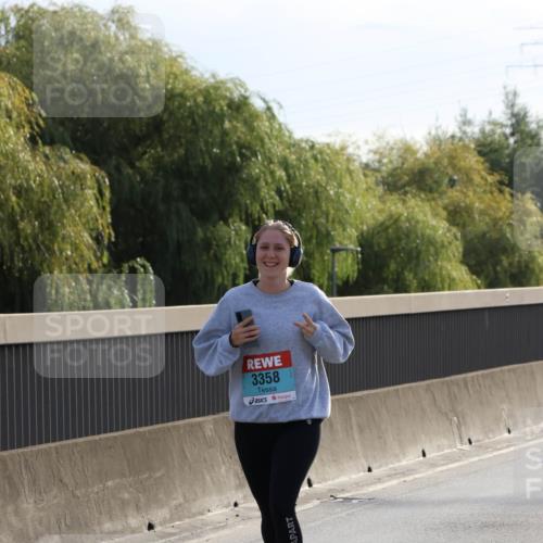 03.10.2024 - Köhlbrandbrückenlauf Miley Keyser http://msf.ph/oto/7164453 03.10.2024 09:26:08 Position 3 3358 meine-sportfotos.de