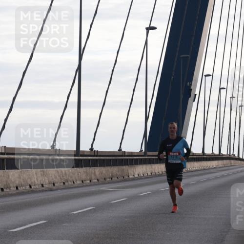 03.10.2024 - Köhlbrandbrückenlauf Matties Gatica Varas http://msf.ph/oto/7164477 03.10.2024 09:16:36 Position 2 1010 meine-sportfotos.de