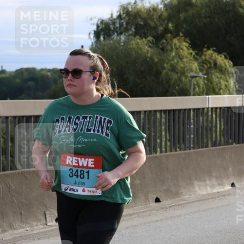 03.10.2024 - Köhlbrandbrückenlauf Miley Keyser http://msf.ph/oto/7164520 03.10.2024 09:26:23 Position 3 3481 meine-sportfotos.de