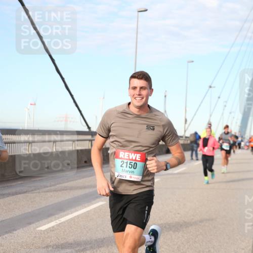 03.10.2024 - Köhlbrandbrückenlauf Jannik Wohlers http://msf.ph/oto/7164679 03.10.2024 09:41:41 Position 2 1685, 2150 meine-sportfotos.de