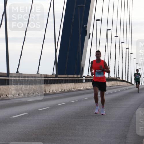 03.10.2024 - Köhlbrandbrückenlauf Matties Gatica Varas http://msf.ph/oto/7164682 03.10.2024 09:17:14 Position 2 1006 meine-sportfotos.de