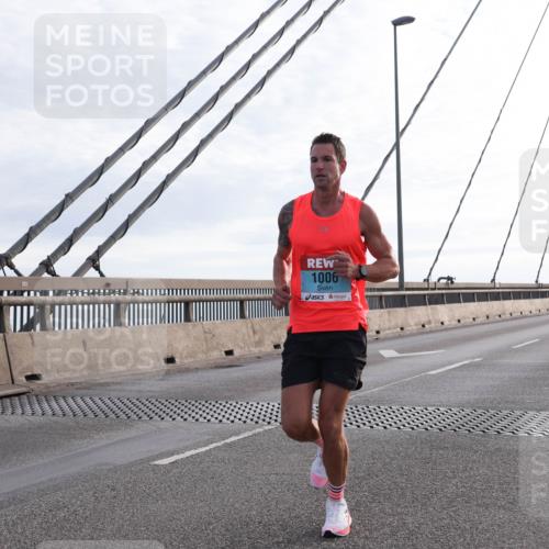 03.10.2024 - Köhlbrandbrückenlauf Matties Gatica Varas http://msf.ph/oto/7164745 03.10.2024 09:17:19 Position 2 1006 meine-sportfotos.de