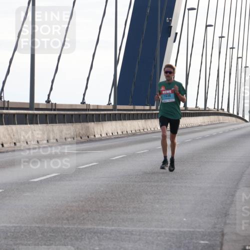 03.10.2024 - Köhlbrandbrückenlauf Matties Gatica Varas http://msf.ph/oto/7164769 03.10.2024 09:17:24 Position 2 1038 meine-sportfotos.de