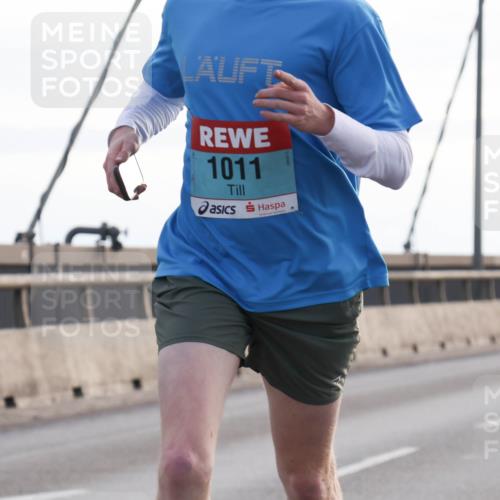 03.10.2024 - Köhlbrandbrückenlauf Matties Gatica Varas http://msf.ph/oto/7164894 03.10.2024 09:17:43 Position 2 1011 meine-sportfotos.de