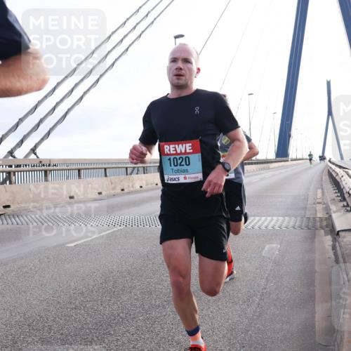 03.10.2024 - Köhlbrandbrückenlauf Matties Gatica Varas http://msf.ph/oto/7165164 03.10.2024 09:18:07 Position 2 1020 meine-sportfotos.de