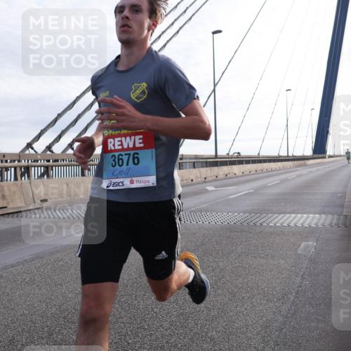 03.10.2024 - Köhlbrandbrückenlauf Matties Gatica Varas http://msf.ph/oto/7165182 03.10.2024 09:18:08 Position 2 3676 meine-sportfotos.de