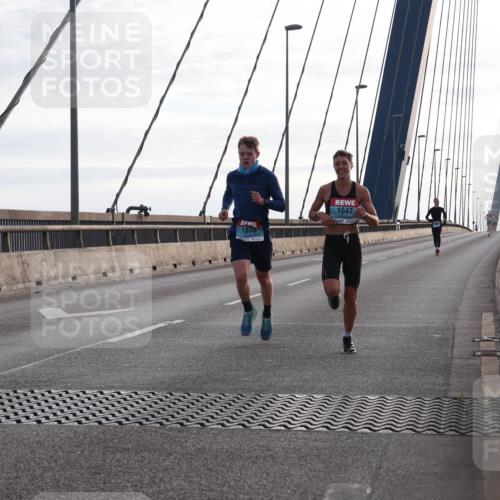 03.10.2024 - Köhlbrandbrückenlauf Matties Gatica Varas http://msf.ph/oto/7165297 03.10.2024 09:18:25 Position 2 1839, 1047 meine-sportfotos.de